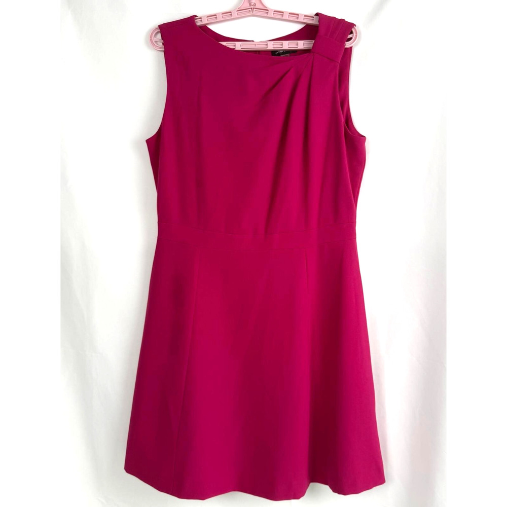 TAHARI Arthur S. Levine Raspberry Pink Sz 12 Sheath dress Asymmetric pleatedNeck